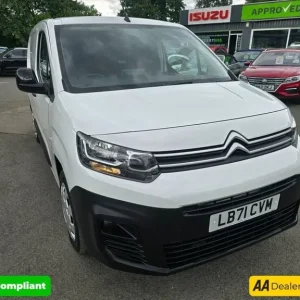 2021 Citroen Berlingo 1.5 BlueHDi XL Pro van in white - Image 3