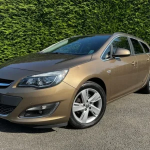 2014 Vauxhall Astra Estate Automatic - Image 5