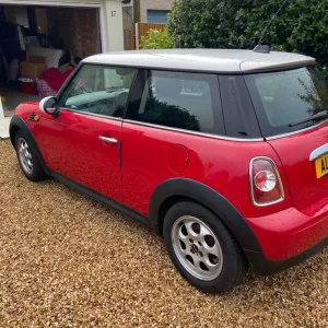 2013 Mini Cooper Diesel Hatchback - Image 4