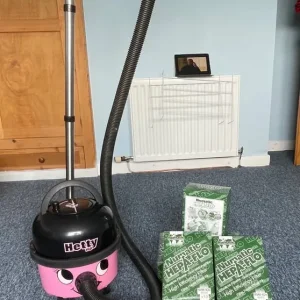 Numatic Hoover HET160-11 Hetty Pink Cylinder Vacuum Cleaner with Bags - Image 2
