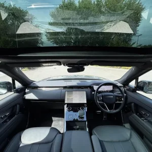 2023 Land Rover Range Rover Sport P440e Plug-in Hybrid - Image 3