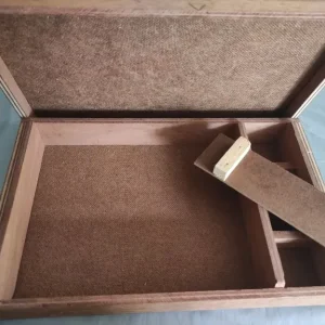 Handmade wooden storage box with 4 compartments - Image 3