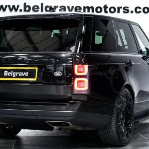 2021 Land Rover Range Rover Vogue 3.0 P400 MHEV 4WD - Image 2
