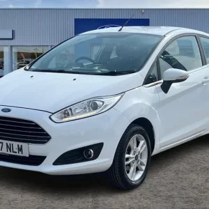 2017 Ford Fiesta 1.25 Zetec 3-door manual hatchback - Image 5