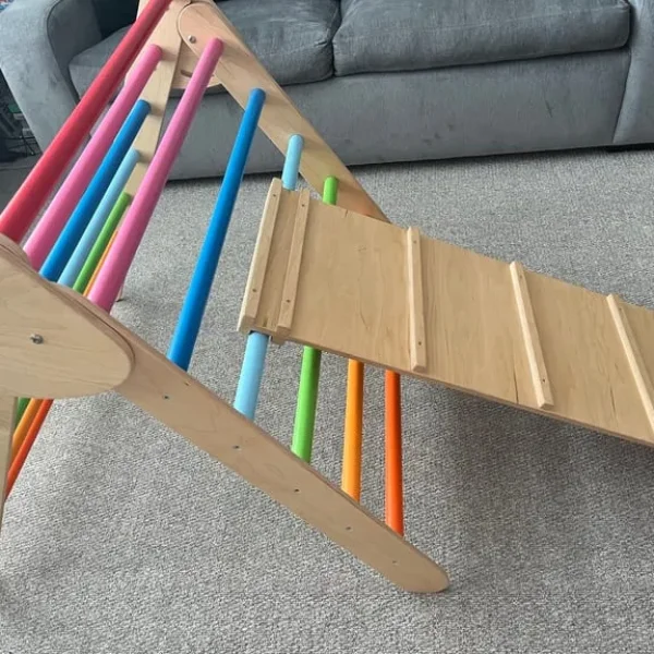 Climbing Triangle with slide