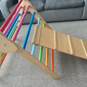 Climbing Triangle with slide