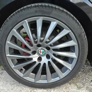 Alfa Romeo Giulietta 1.4T hatchback 2014 - Image 5