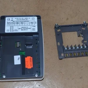Danfoss TS715Si heating controller - Image 2