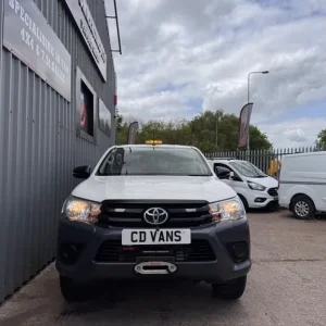 2019 Toyota Hilux 2.4D-4D Active Double Cab 4x4 with Winch - Image 3