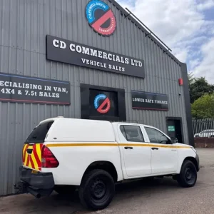 2019 Toyota Hilux 2.4D-4D Active Double Cab 4x4 with Winch - Image 5