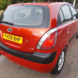 2008 Kia Rio 1.5 CRDi LS Red 5-door Hatchback Diesel Manual - Image 6
