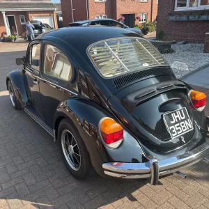 1975 Volkswagen Beetle 1580cc metallic black with cream cloth - Image 3