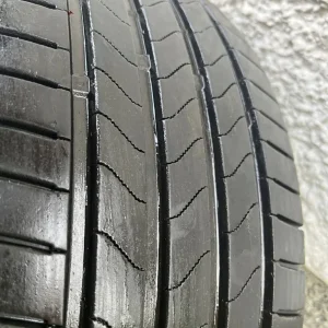 225/45R17 BRIDGESTONE TURANZA 6 6.5mm tread - Image 6