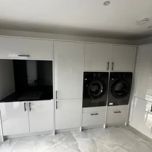 HIGH GLOSS X 15 DOORS PEBBLE GREY FROM WREN KITCHEN - Image 3