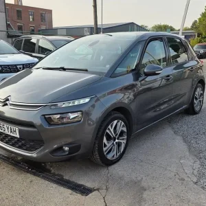 Citroen C4 Picasso 1.6 BlueHDi Diesel Manual 5-door MPV - Image 3