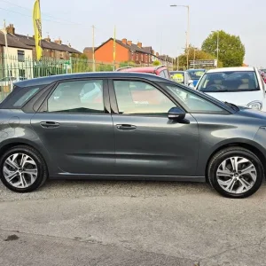 Citroen C4 Picasso 1.6 BlueHDi Diesel Manual 5-door MPV - Image 4