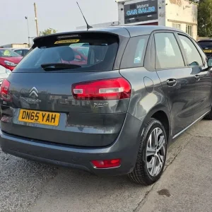 Citroen C4 Picasso 1.6 BlueHDi Diesel Manual 5-door MPV - Image 8