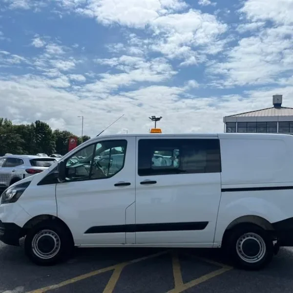 2018 Ford Transit Custom 2.0 TDCi 105ps Low Roof D/Cab Van Panel Van Diesel Manual