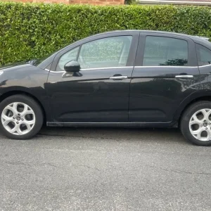 Citroen C3 1.6 HDI 16V Exclusive in Black Metallic - Image 6