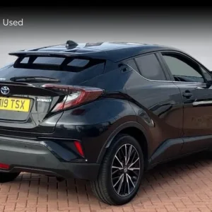 2019 Toyota C-HR 1.8 Hybrid Excel 5dr CVT Hybrid Hatchback Hatchback Hybrid Automatic - Image 2
