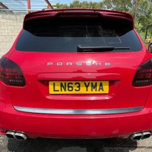 2014 63 REG PORSCHE CAYENNE S V6 HYBRID TIPTRONIC DAMAGED REPAIRABLE SALVAGE - Image 3