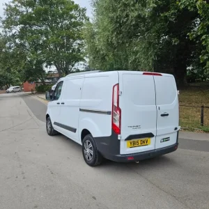 2015 Ford Transit Custom 2.2 TDCi 100ps Low Roof Van 91k plus vat ! PANEL VAN Diesel Manual - Image 4