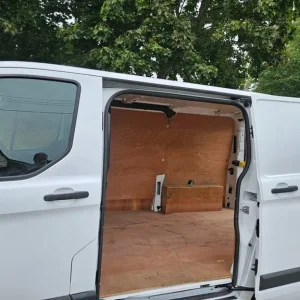 2015 Ford Transit Custom 2.2 TDCi 100ps Low Roof Van 91k plus vat ! PANEL VAN Diesel Manual - Image 6