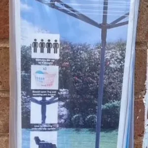 Rotary airer/Clothes line (New)