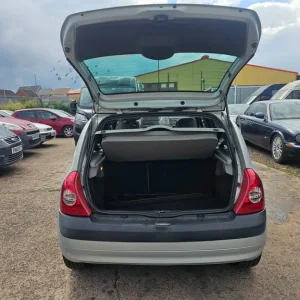 RENAULT CLIO 1.6 PETROL AUTOMATIC ULEZ COMPLIANT LOW MILEAGE - Image 7
