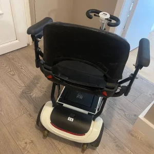 Mobility folding red scooter - Image 3