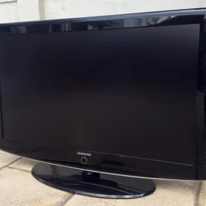 LARGE Samsung LE40R87BD 40" inch HD TV