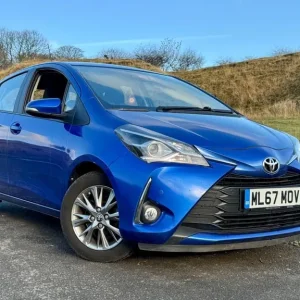 2017 Toyota Yaris 1.5 VVT-i Icon Tech CVT Euro 6 5dr HATCHBACK Petrol Automatic