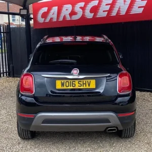 2016 Fiat 500X 1.6 MultiJetII Cross Euro 6 (s/s) 5dr HATCHBACK Diesel Manual - Image 4