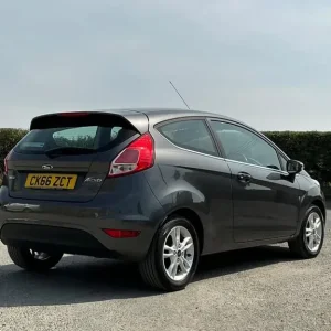 2016 Ford Fiesta 1.0 EcoBoost Zetec 3dr HATCHBACK PETROL Manual - Image 4