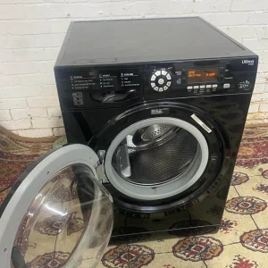 HotPoint A+ 9KG Black Washing Machine - Image 3