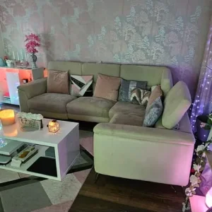 Rooms available in a beautiful modern house - Image 6