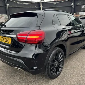 2018 Mercedes-Benz GLA 2.1 d AMG Line (Premium) 7G-DCT 4MATIC Euro 6 (s/s) 5dr SUV Diesel Automatic - Image 5