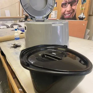 New in box camper van toilet - Image 5