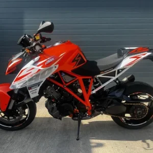 KTM 1290 1290 Superduke R Loaded with extars - Image 7