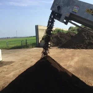 Topsoil-Dry- screened to 10 mm - Image 4