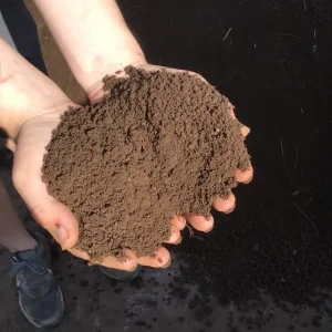 Topsoil-Dry- screened to 10 mm