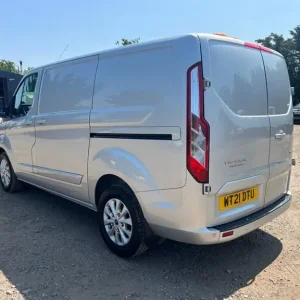 2021 Ford Transit Custom 340 LIMITED ECOBOOST HYBRID Panel Van Petrol/Ele Automatic - Image 4