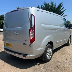 2021 Ford Transit Custom 340 LIMITED ECOBOOST HYBRID Panel Van Petrol/Ele Automatic - Image 5