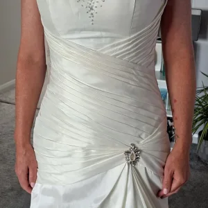 Brand new wedding dress