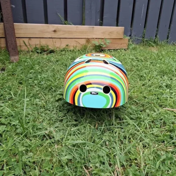 Perfect colourful Helmet