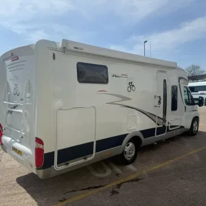 2012 Fiat DUCATO HOBBY EXCLUSIVE 690 MIAMI 4 BERTH MOTORHOME WITH LARGE GARAGE - Image 5