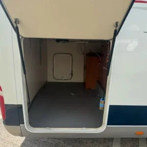 2012 Fiat DUCATO HOBBY EXCLUSIVE 690 MIAMI 4 BERTH MOTORHOME WITH LARGE GARAGE - Image 7