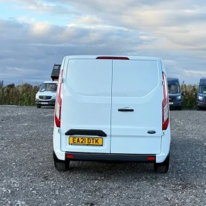 2021 Ford Transit Custom 2.0 300 EcoBlue Trend Panel Van 5dr Diesel Manual L2 H1 Euro 6 (s/s) (10... - Image 7
