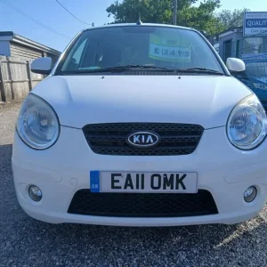 2011 Kia Picanto 1.1 Domino 5dr HATCHBACK Petrol Manual - Image 2