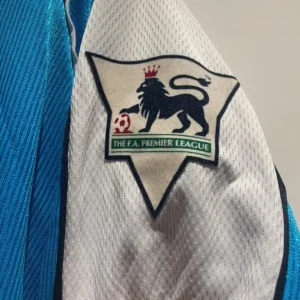 Manchester City home retro jersey 99/01 - Image 4